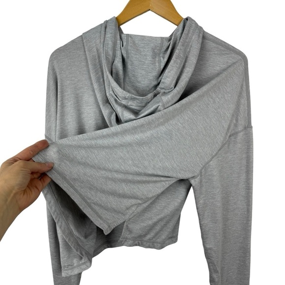 Athleta Uptempo Short Hoodie in Norwegian Grey Size Medium Boxy Gym Workout - Picture 7 of 14